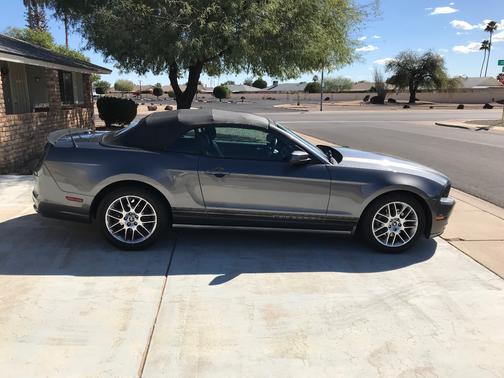 2014 Ford Mustang V6 Premium