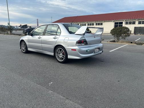 2006 Mitsubishi Lancer Evolution IX