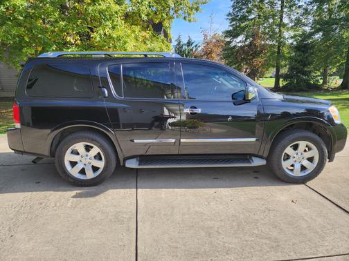 2010 Nissan Armada Titanium