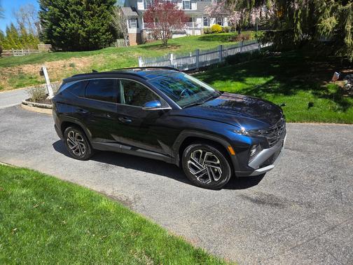 Blue 2025 Hyundai TUCSON Hybrid Limited