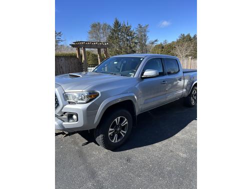 2018 Toyota Tacoma TRD Sport