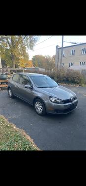 2010 Volkswagen Golf 2-Door
