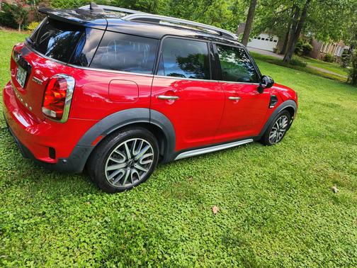 2017 MINI Countryman Cooper