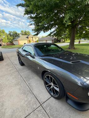 Gray 2016 Dodge Challenger R/T Scat Pack