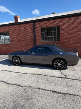Gray 2016 Dodge Challenger R/T Scat Pack