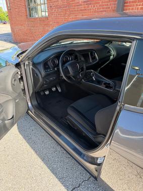 Gray 2016 Dodge Challenger R/T Scat Pack