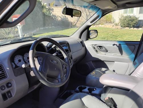 2002 Ford Escape XLT