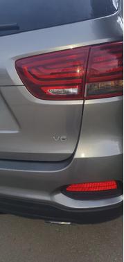 Gray 2019 Kia Sorento LX