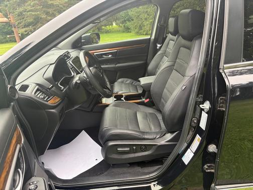 Black 2021 Honda CR-V Hybrid Touring