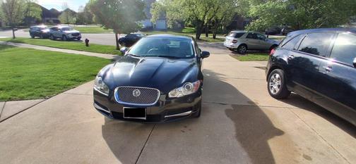 Black 2011 Jaguar XF Premium