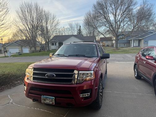 Red 2015 Ford Expedition EL XLT