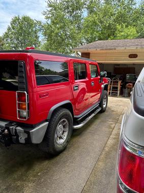 Red 2004 Hummer H2 Base