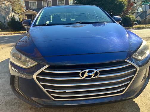 2017 Hyundai ELANTRA Value Edition