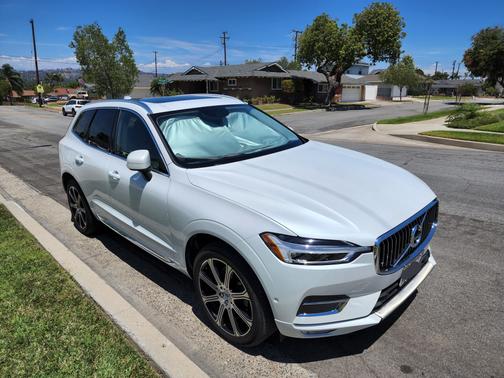 Photo 1 of 9 of 2019 Volvo XC60 T5 Inscription