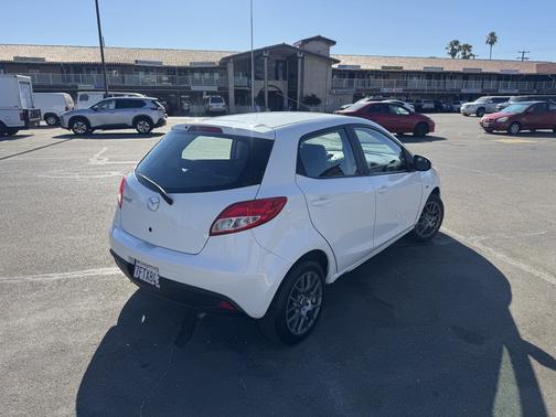 2014 Mazda Mazda2 Sport