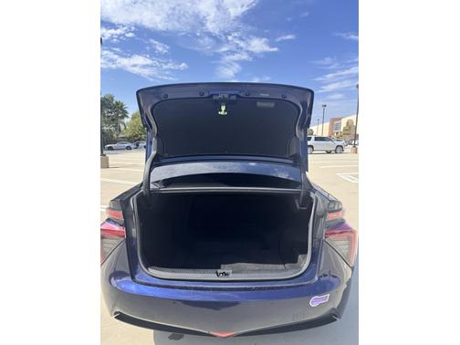2018 Toyota Mirai Base