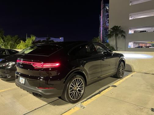 2023 Porsche Cayenne Platinum Edition Coupe AWD