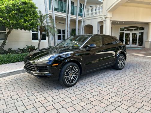 2023 Porsche Cayenne Platinum Edition Coupe AWD
