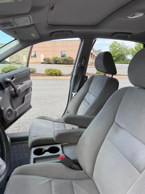 Red 2009 Honda CR-V EX