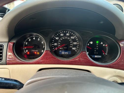 Beige 2002 Lexus ES 300 Base