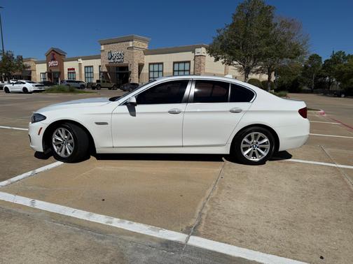 White 2016 BMW 528 i xDrive