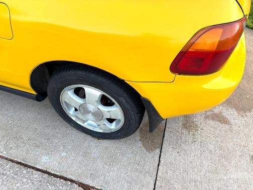 Yellow 1997 Honda del Sol Si