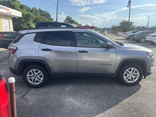 Silver 2018 Jeep Compass Sport