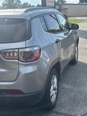 Silver 2018 Jeep Compass Sport