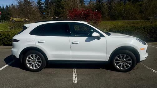 2019 Porsche Cayenne Cayenne