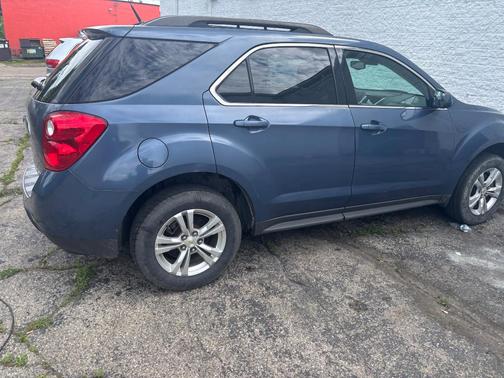 Blue 2012 Chevrolet Equinox 1LT
