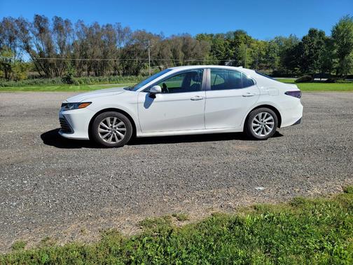 White 2023 Toyota Camry LE
