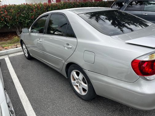 2005 Toyota Camry SE