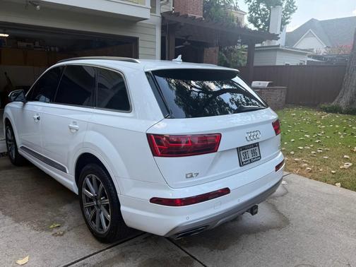 White 2018 Audi Q7 3.0T Prestige