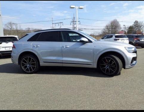 2021 Audi Q8 55 Premium Plus