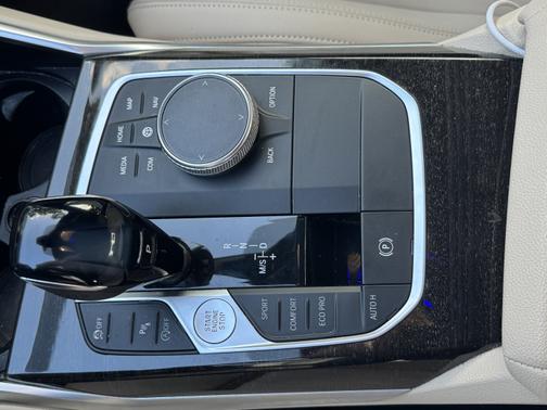 2020 BMW 330 i xDrive