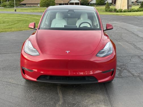 2023 Tesla Model Y Performance