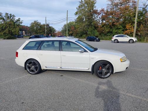 White 2002 Audi S6 Avant