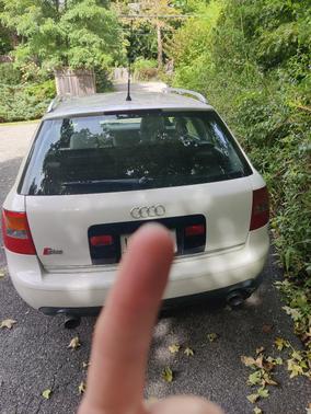 White 2002 Audi S6 Avant