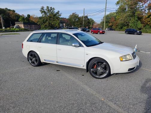 White 2002 Audi S6 Avant