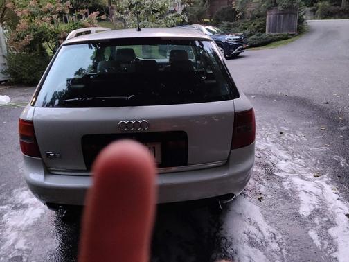 White 2002 Audi S6 Avant