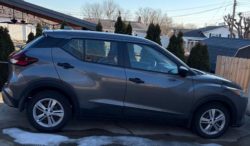 Gray 2021 Nissan Kicks S