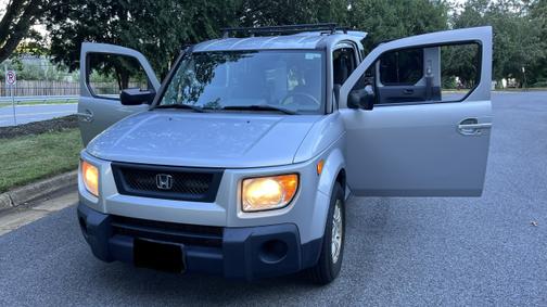Photo 1 of 17 of 2006 Honda Element EX-P