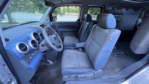 Photo 4 of 17 of 2006 Honda Element EX-P