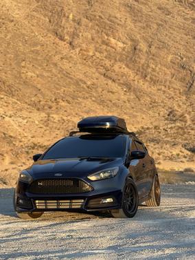 2017 Ford Focus ST Base