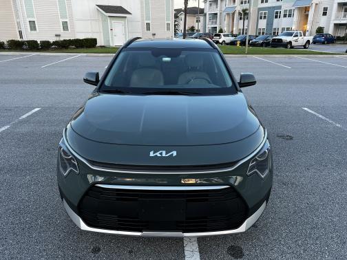 2023 Kia Niro EX