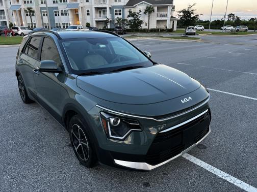 2023 Kia Niro EX