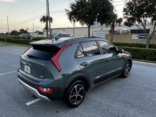 2023 Kia Niro EX