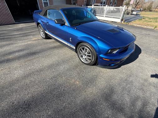 2007 Ford Shelby GT500 Base