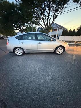 Silver 2005 Toyota Prius Base