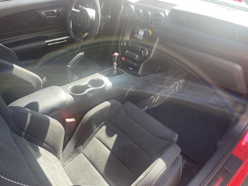 2017 Ford Shelby GT350 Base